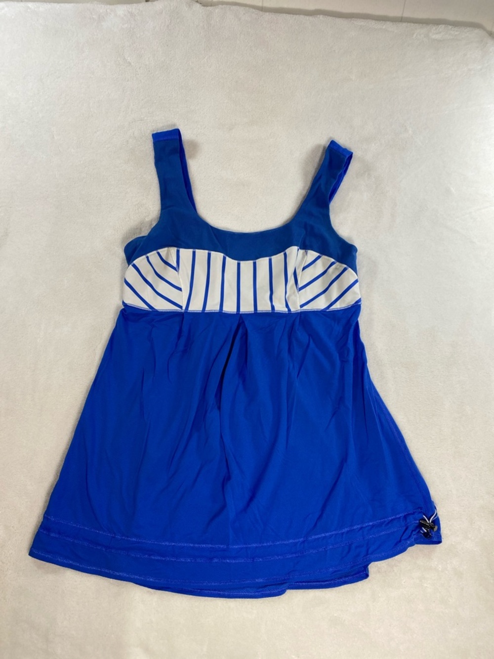 Lululemon Elevate Tank Top Blue White Stripe Mesh Cinch Waist Light Support 6